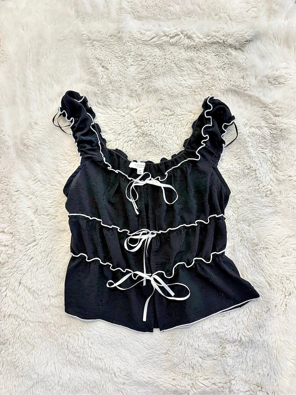 Black tank top Size Medium Like New